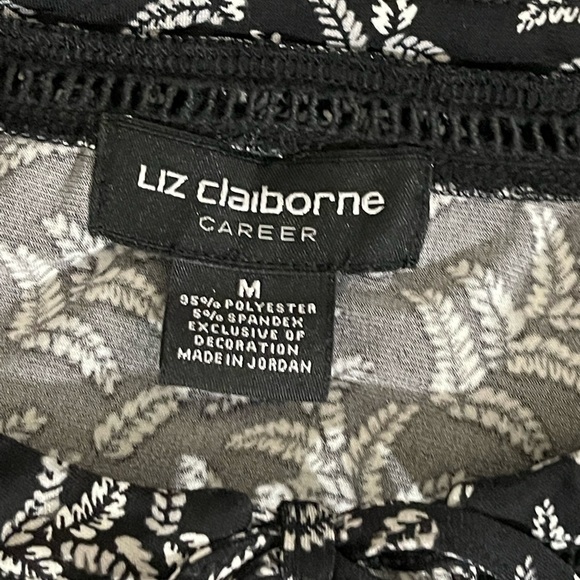 Liz Claiborne Sz med tunic style top black/ white print - Picture 10 of 11